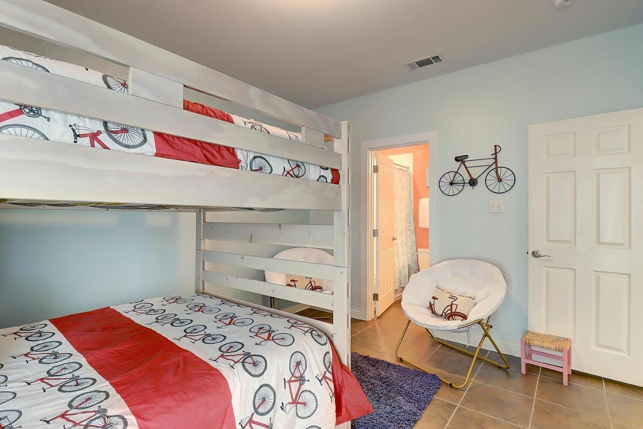 Apartamento Crawfishin For A Compliment Port Aransas Exterior foto