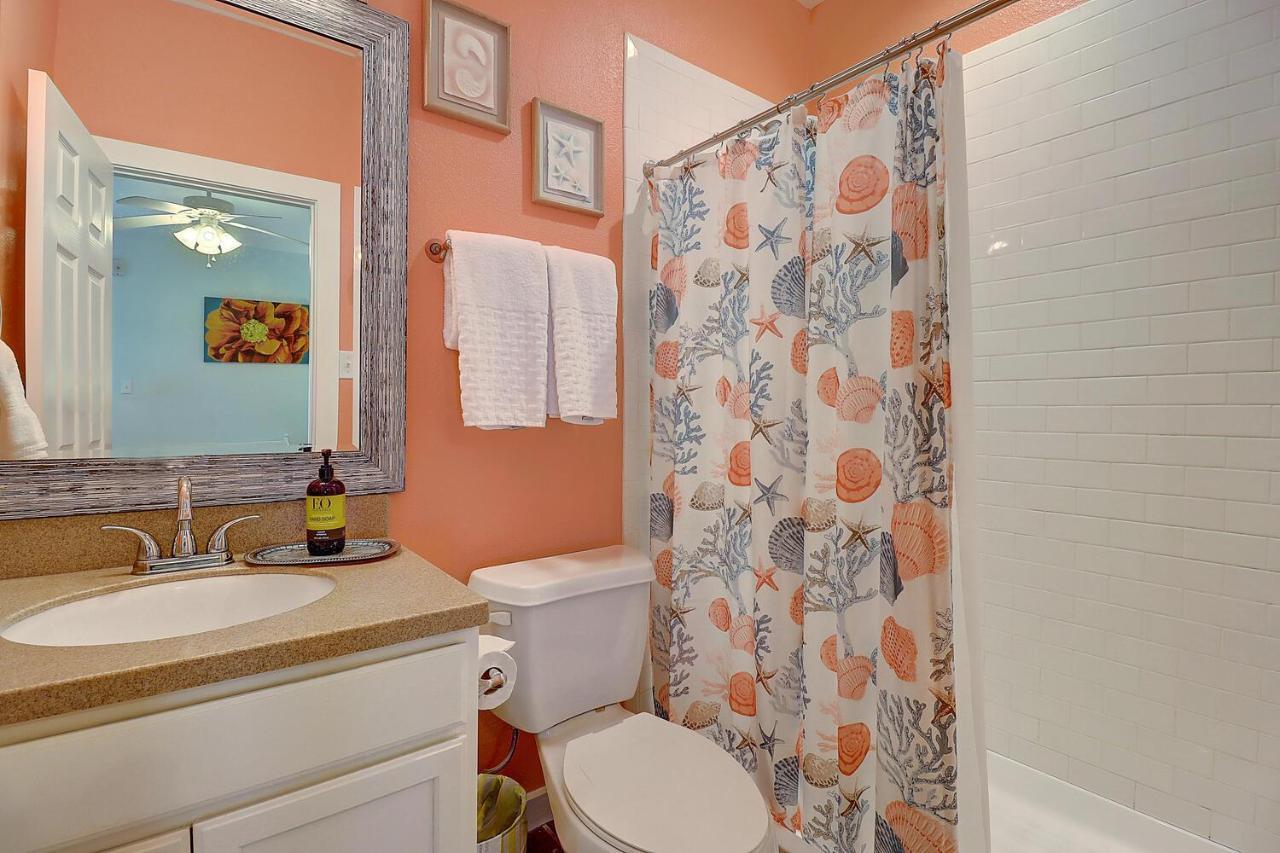 Apartamento Crawfishin For A Compliment Port Aransas Exterior foto