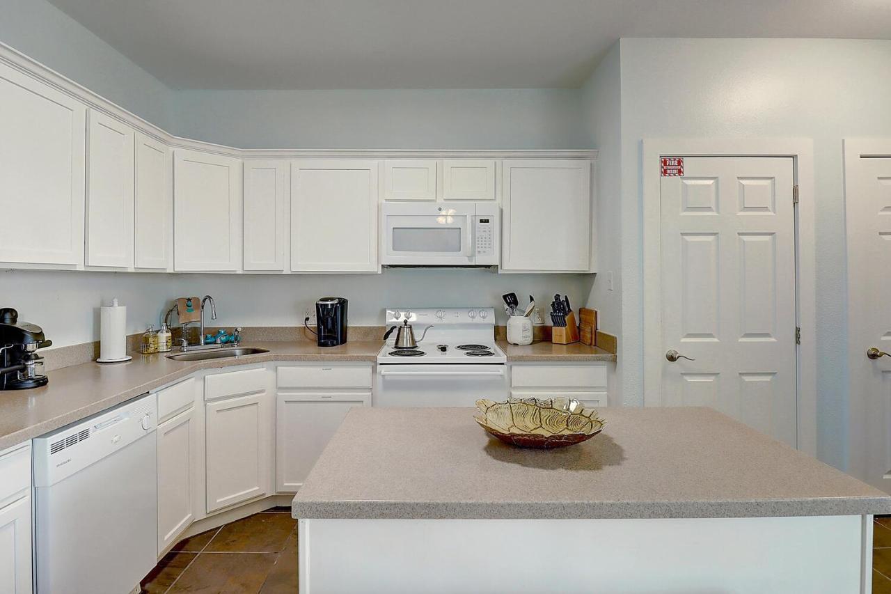 Apartamento Crawfishin For A Compliment Port Aransas Exterior foto